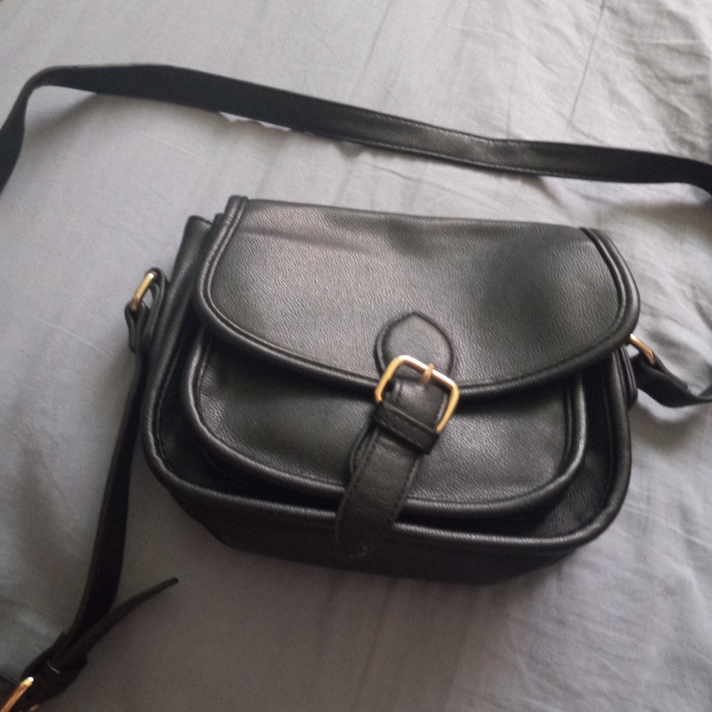 💜5 for 20$💜Forever 21 Small Crossbody Purse